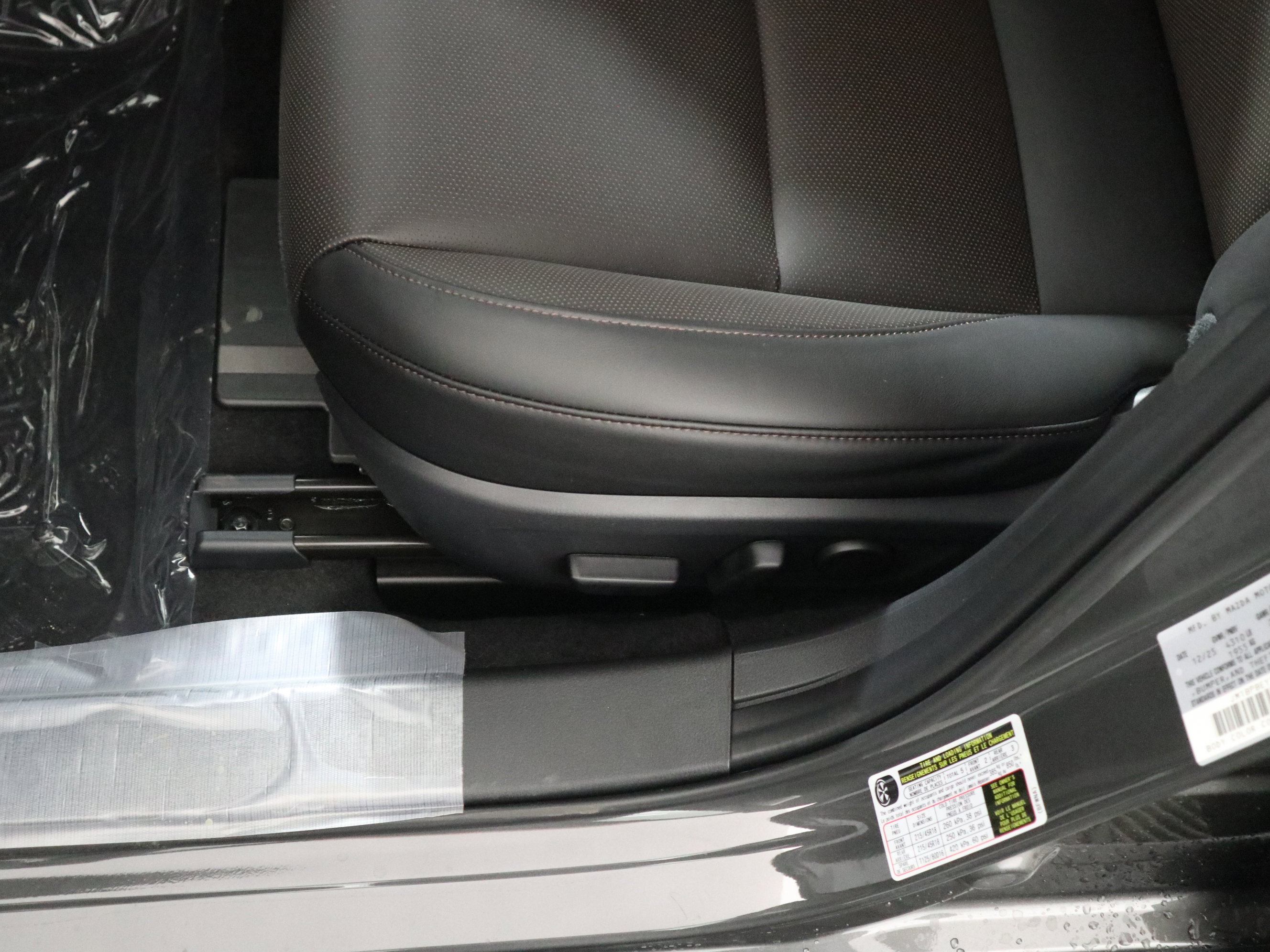 New 2026 MAZDA MAZDA3 2.5 Turbo Sedan w/Premium Plus image 19