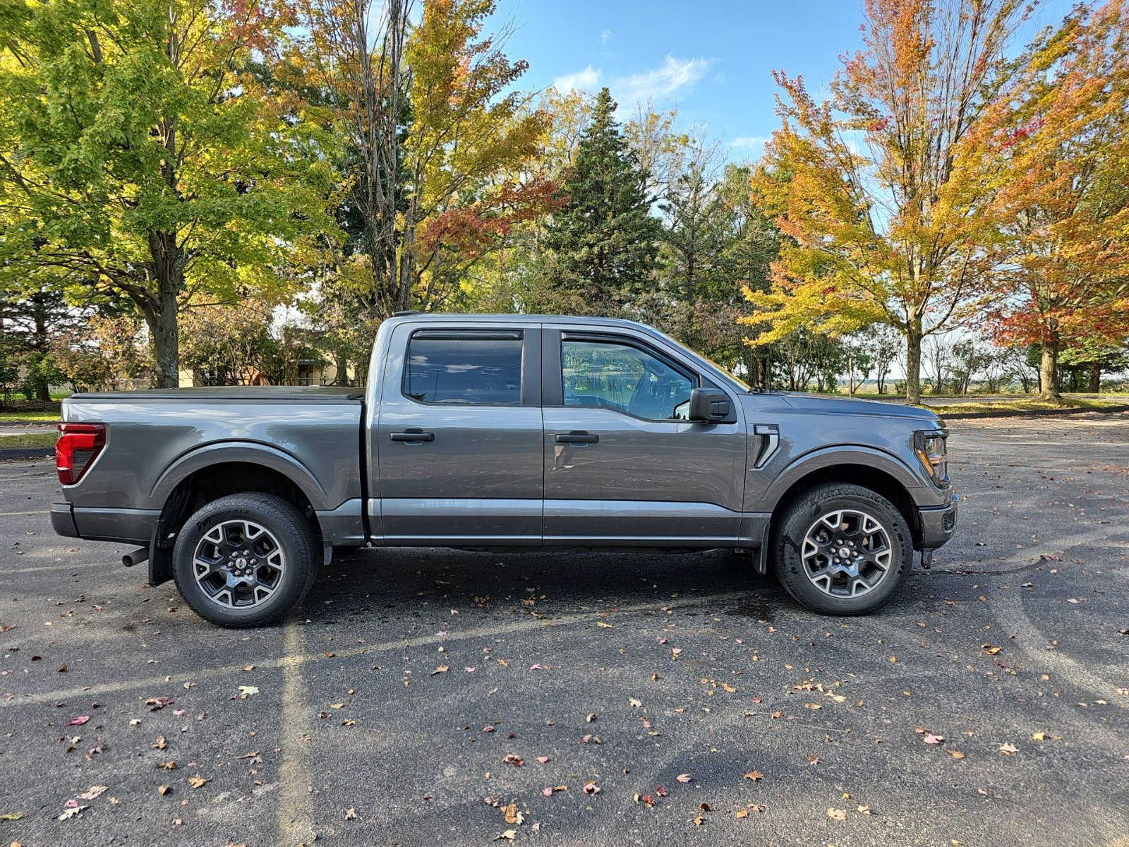 Used 2024 Ford F150 STX AWD/4WD image 7