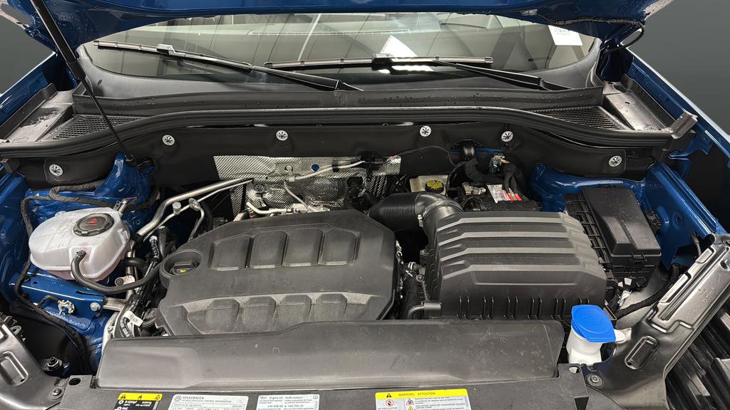 Used 2025 Volkswagen Atlas SEL Premium R-Line image 28