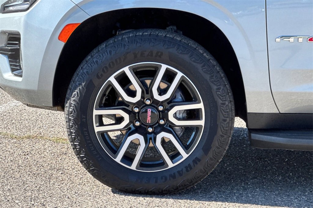 Certified 2024 GMC Yukon XL AT4 image 35