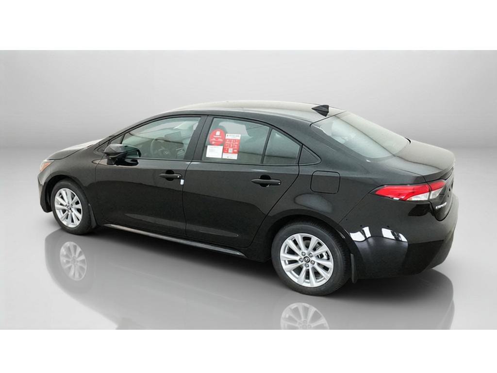 New 2027 Toyota Corolla LE w/ LE Premium Package FWD image 4