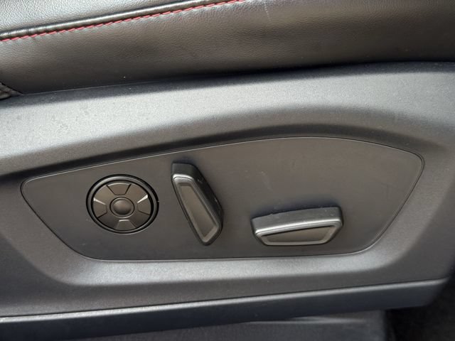 Used 2025 Ford Explorer ST RWD image 31