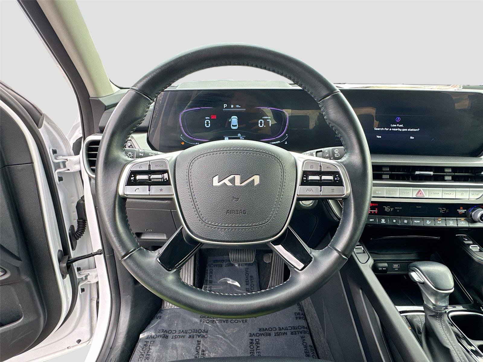 Used 2025 Kia Telluride S image 11