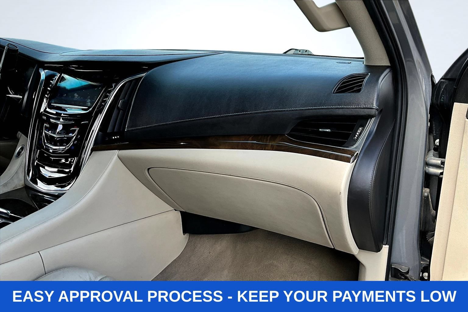 Used 2018 Cadillac Escalade 2WD image 34