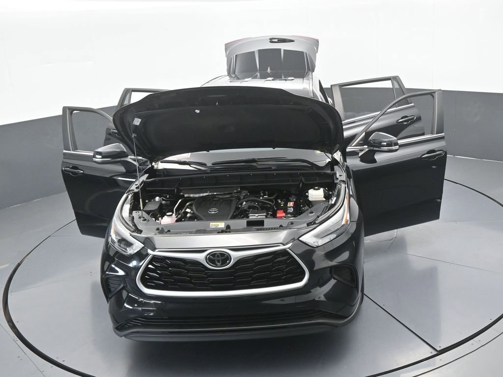 Used 2023 Toyota Highlander L image 66