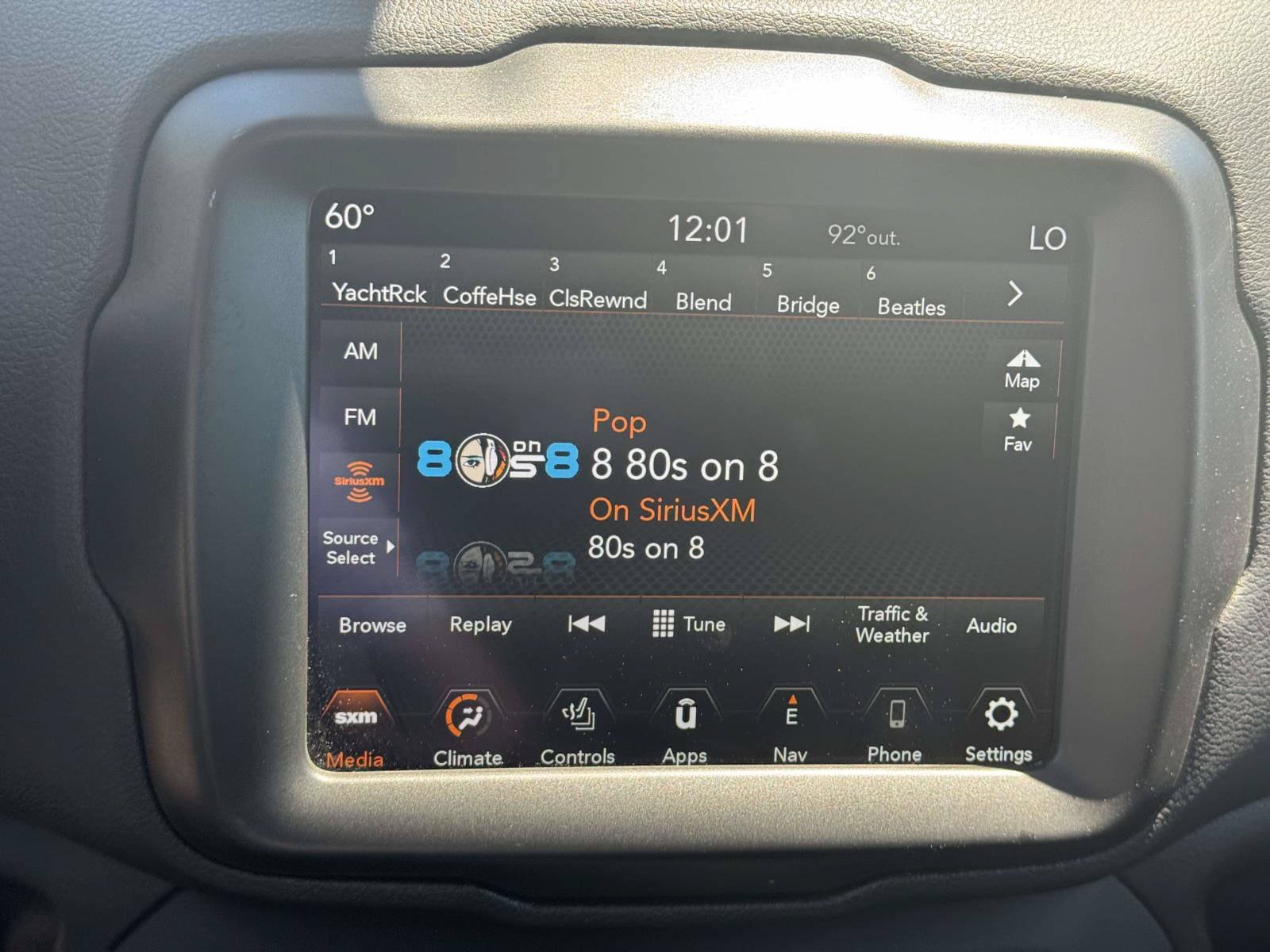 Certified 2023 Jeep Renegade Latitude w/ Sun/Sound Group AWD/4WD image 25