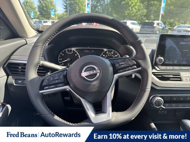 New 2025 Nissan Altima 2.5 SR image 12