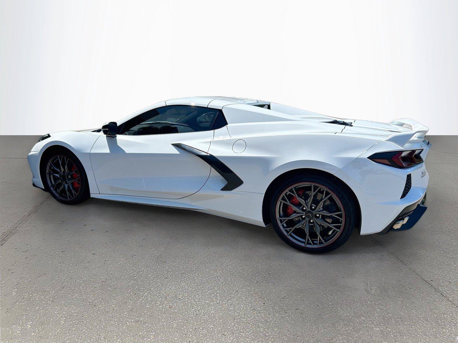 Used 2024 Chevrolet Corvette Stingray Preferred Conv w/ Z51 Performance Package RWD image 6