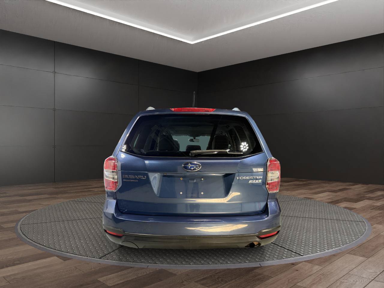 Used 2014 Subaru Forester 2.5i Premium w/ All-Weather Package AWD/4WD image 7
