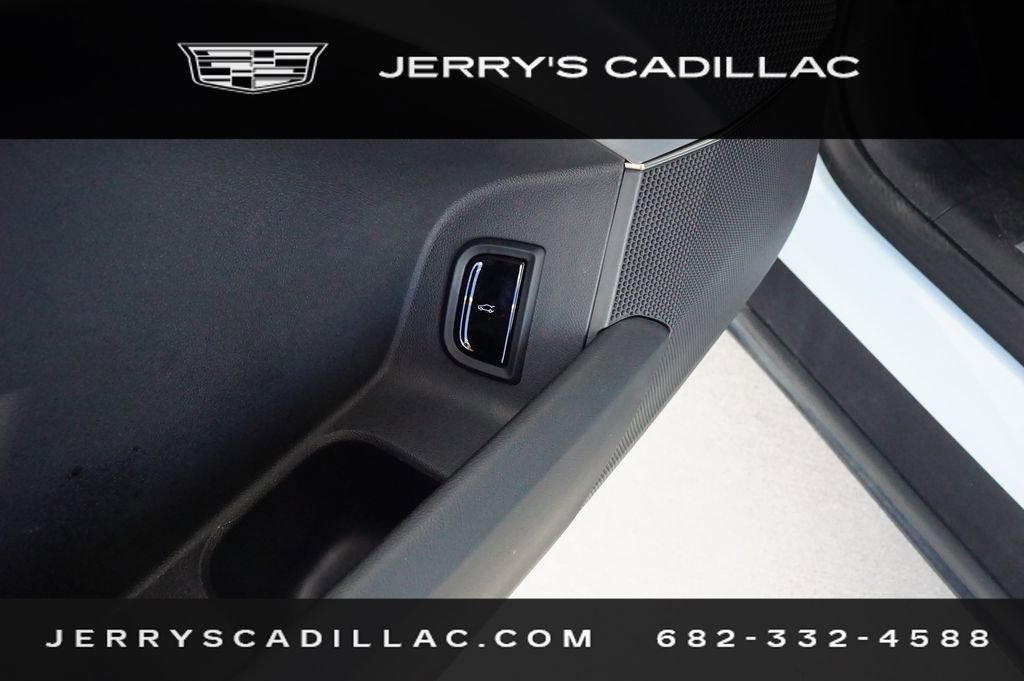 Used 2024 Cadillac Lyriq Sport image 19