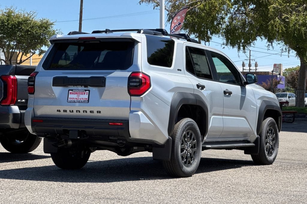 New 2026 Toyota 4Runner SR5 AWD/4WD image 5