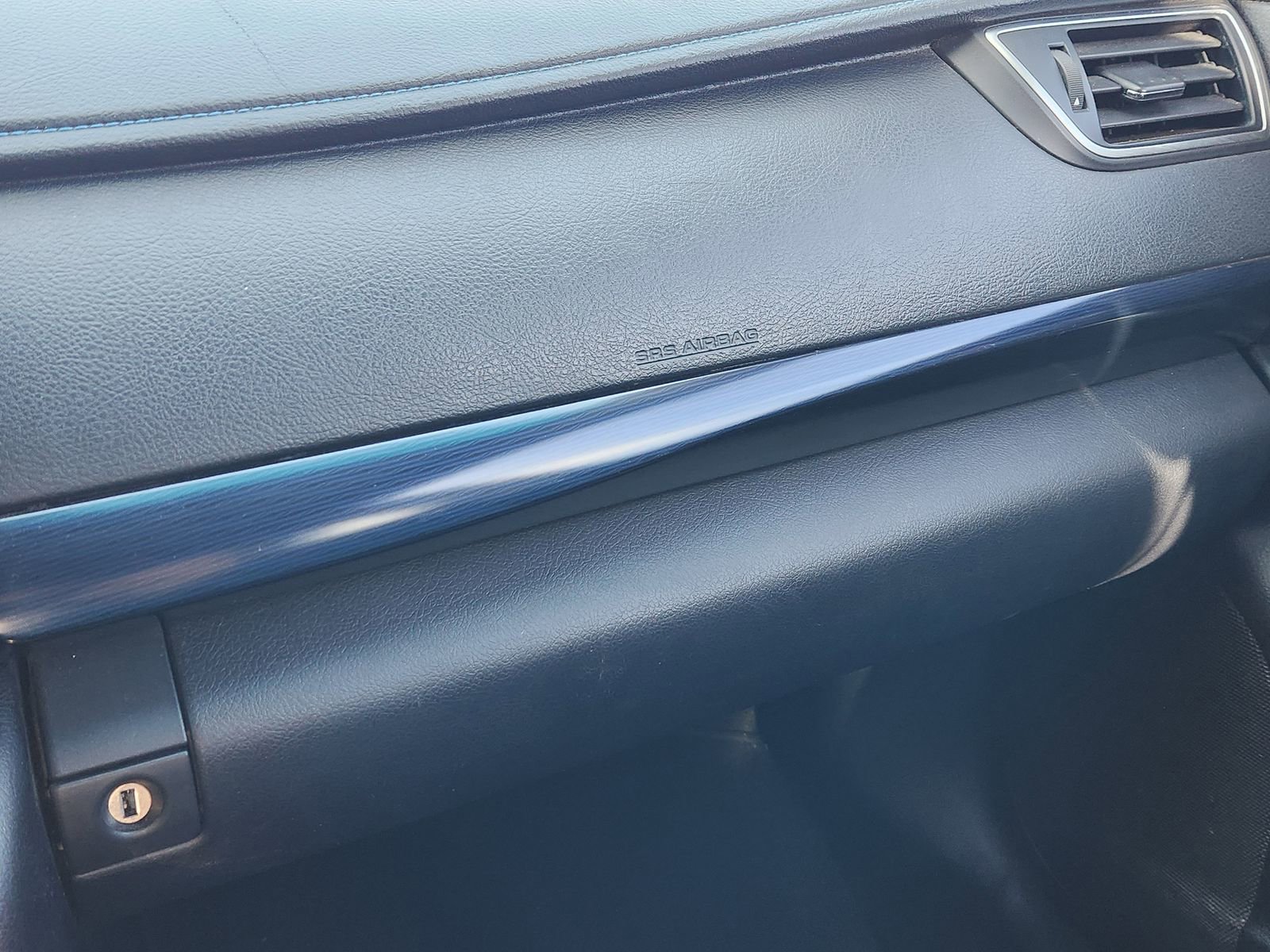 Used 2016 Toyota Camry SE image 23