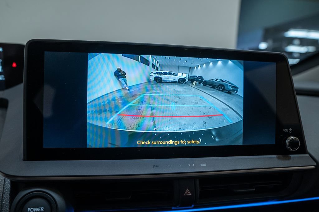 New 2026 Toyota Prius Plug-In Hybrid image 25