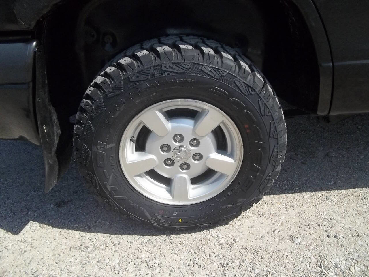 Used 2001 Dodge Durango Sport 4WD 4dr SUV image 20