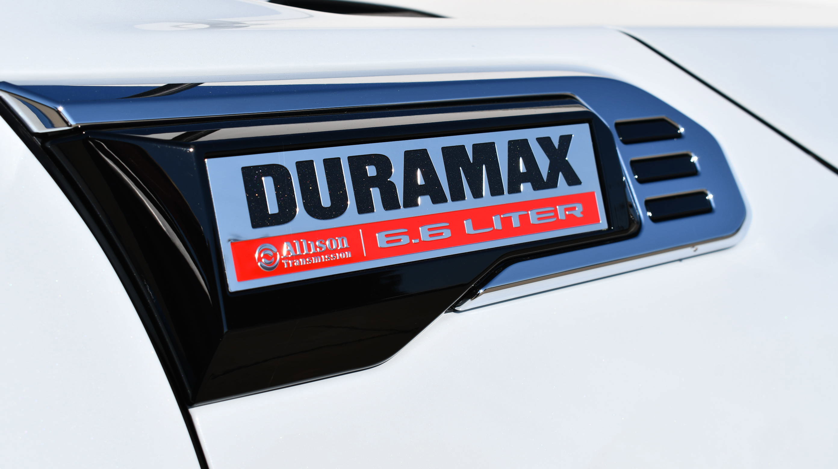 New 2026 GMC Sierra 2500 Denali w/ Denali Reserve Package image 13