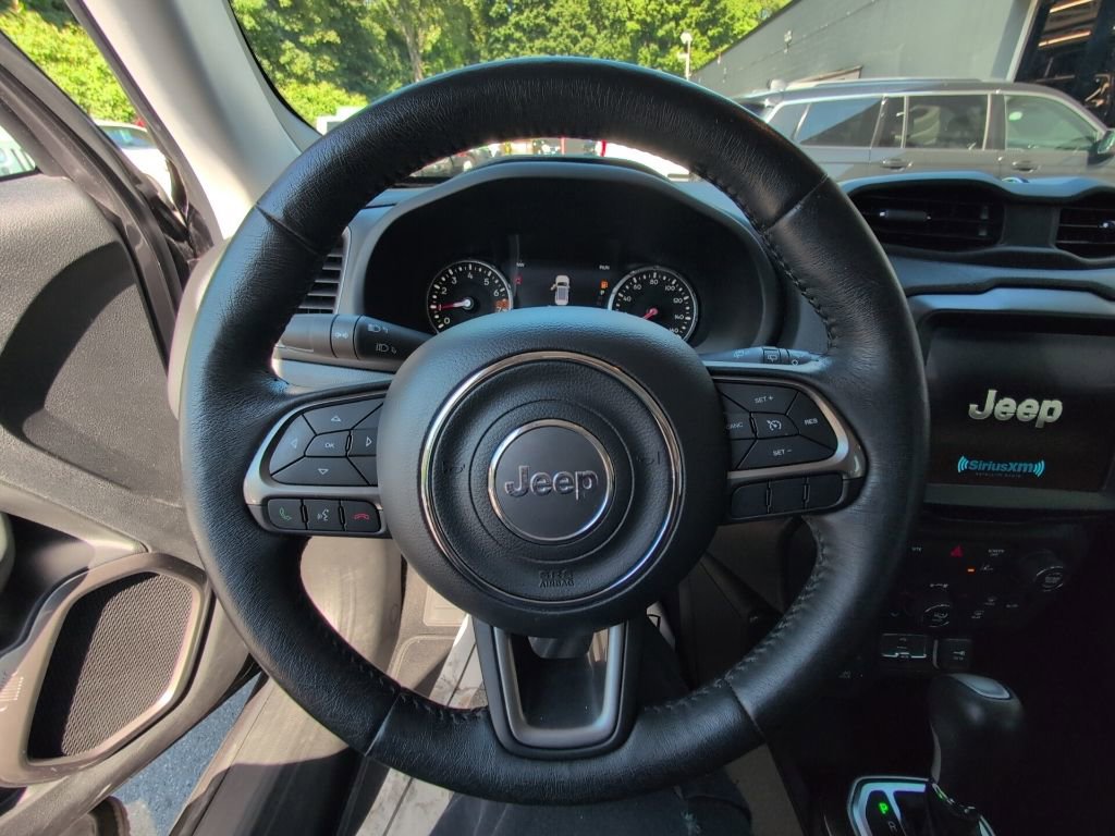 Used 2021 Jeep Renegade Limited image 22