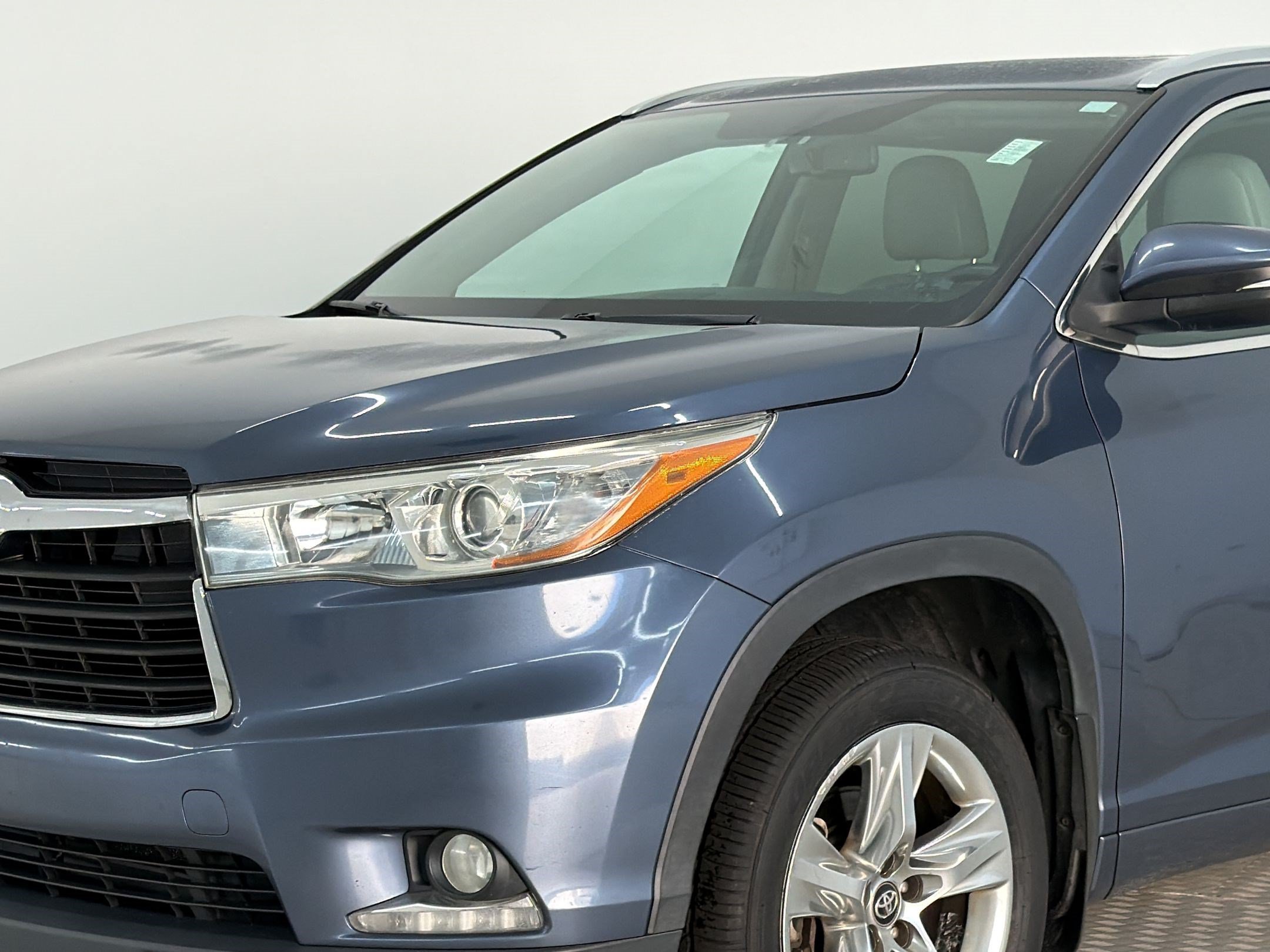 Used 2016 Toyota Highlander Limited AWD/4WD image 23