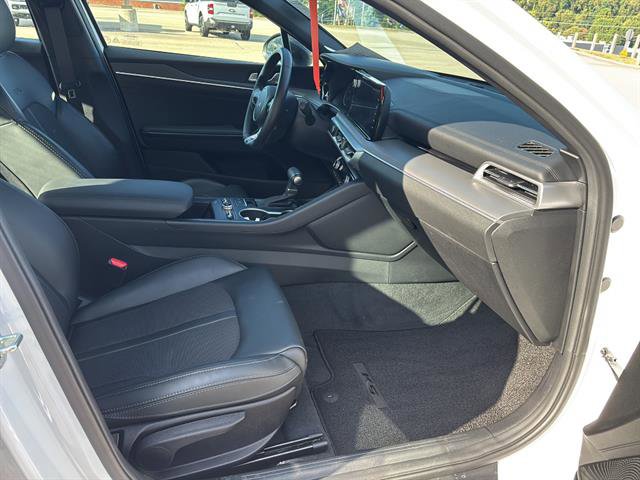Used 2024 Kia K5 GT-Line w/ GT-Line Premium Package image 19