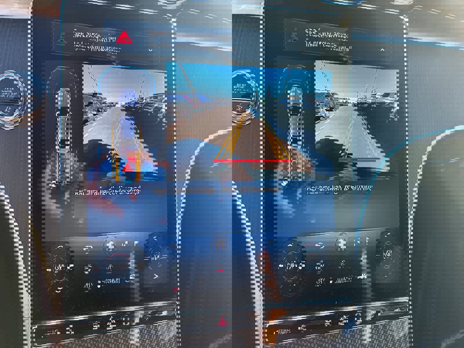 Used 2025 Mercedes-Benz CLE 300 4MATIC Coupe image 34