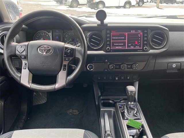 Used 2020 Toyota Tacoma TRD Off-Road w/ Technology Package image 8