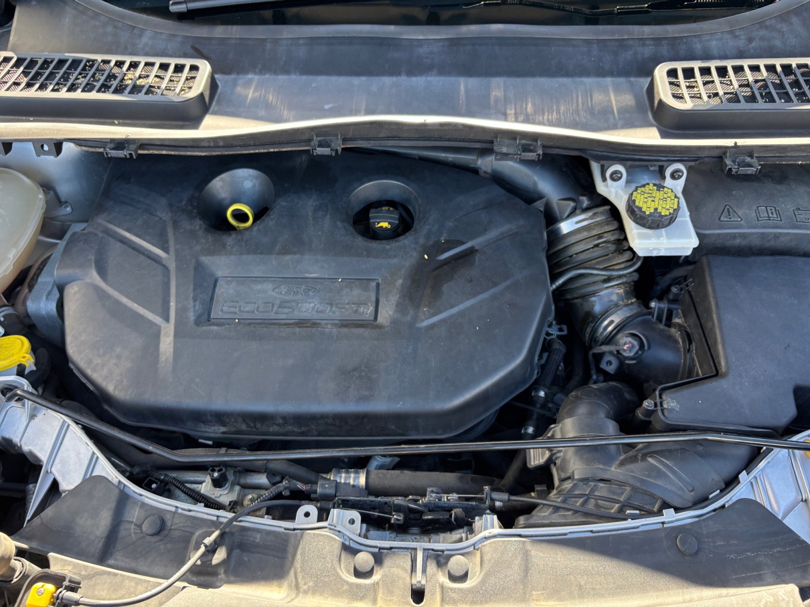 Used 2018 Ford Escape SE image 21