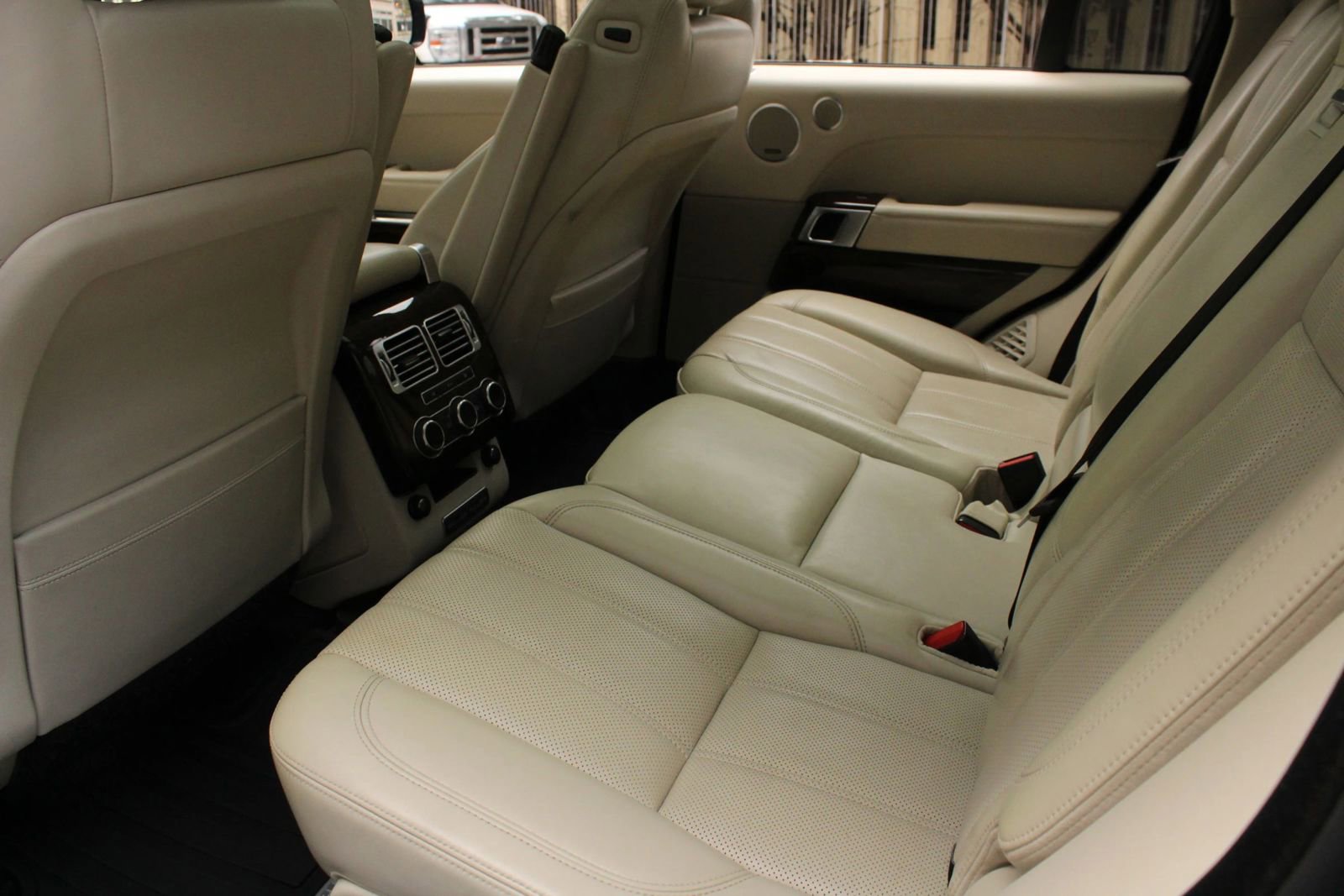 Used 2014 Land Rover Range Rover Supercharged AWD/4WD image 20