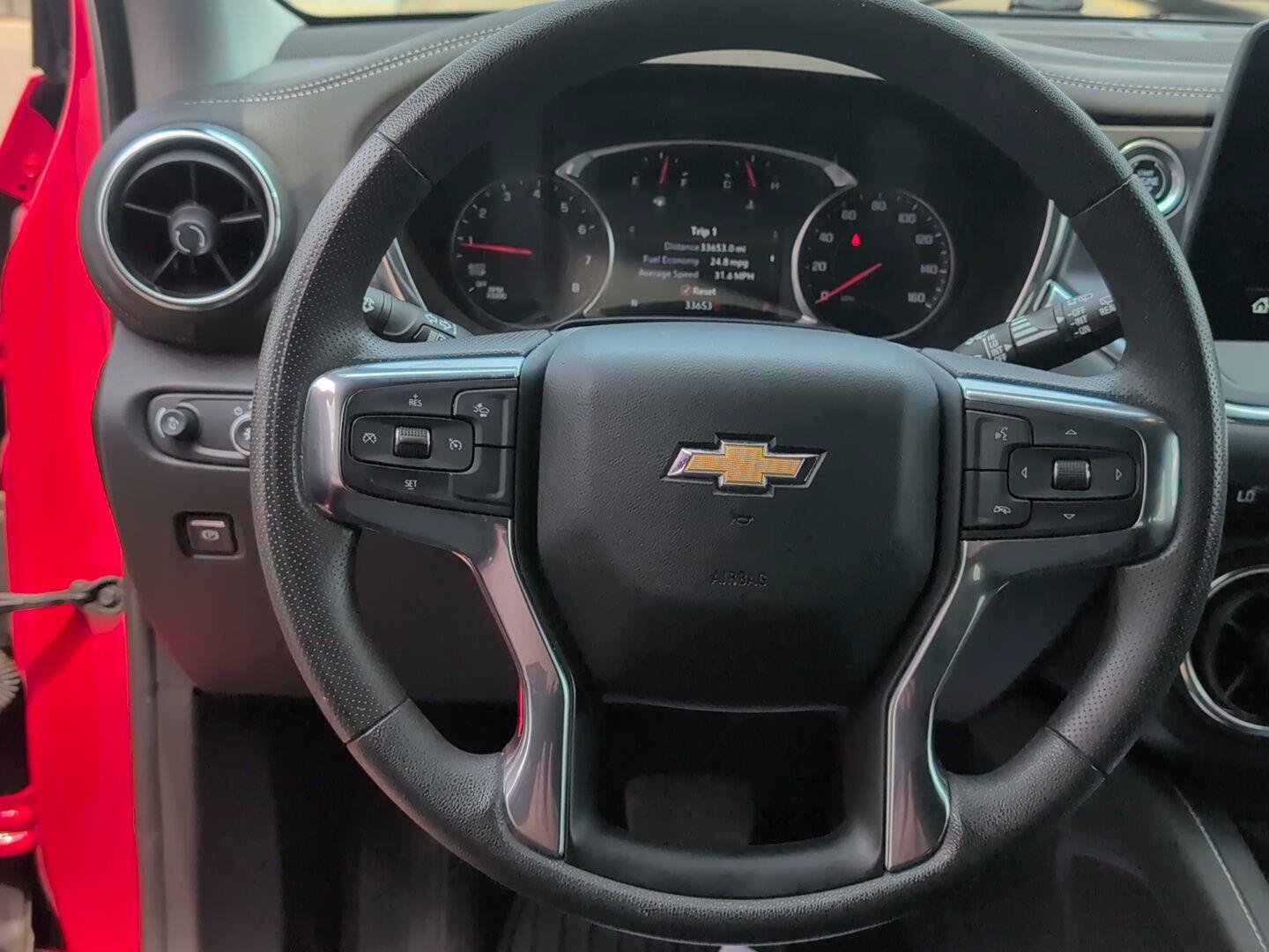 Used 2024 Chevrolet Blazer LT w/ Convenience Package FWD image 16