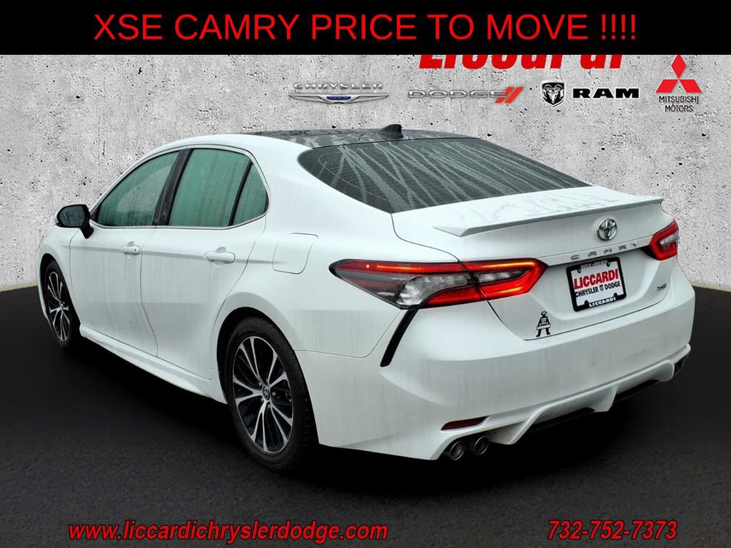 Used 2023 Toyota Camry XSE FWD image 4