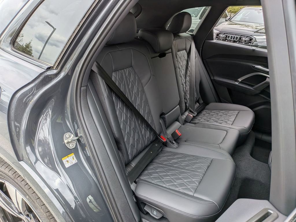 New 2026 Audi SQ5 Premium Plus AWD/4WD image 22