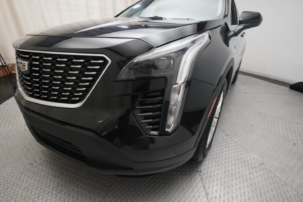 Used 2020 Cadillac XT4 Luxury w/ Cold Weather Package AWD/4WD image 22