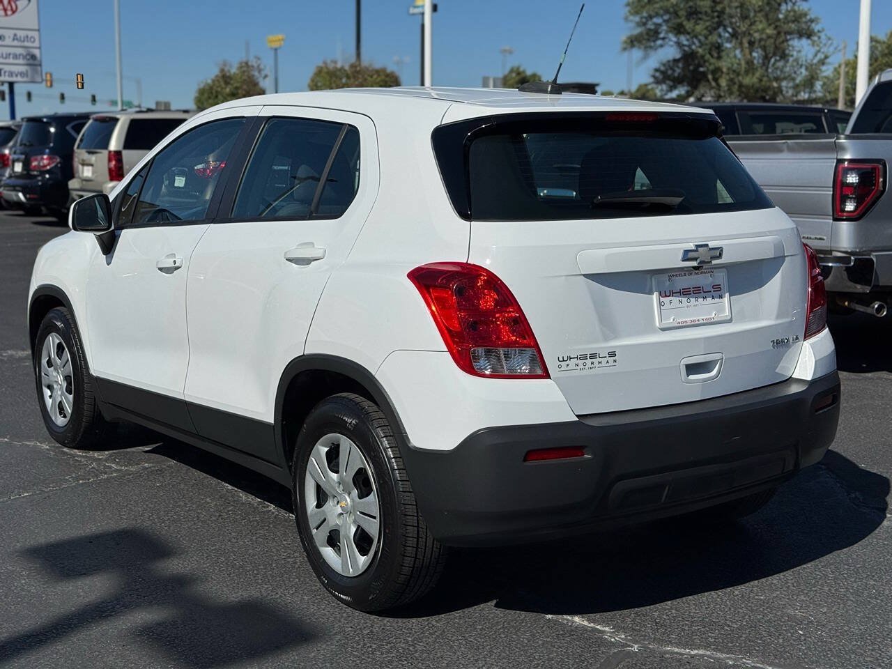Used 2015 Chevrolet Trax LS w/ LPO, Cargo Package FWD image 7