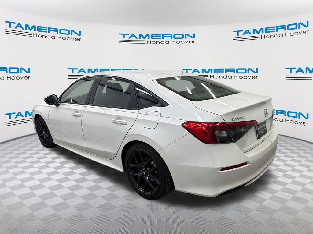 Used 2024 Honda Civic Sport image 3