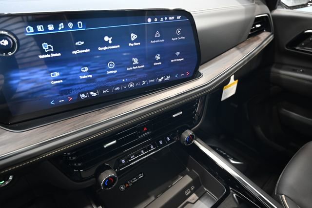 New 2026 Chevrolet Suburban Premier AWD/4WD image 15
