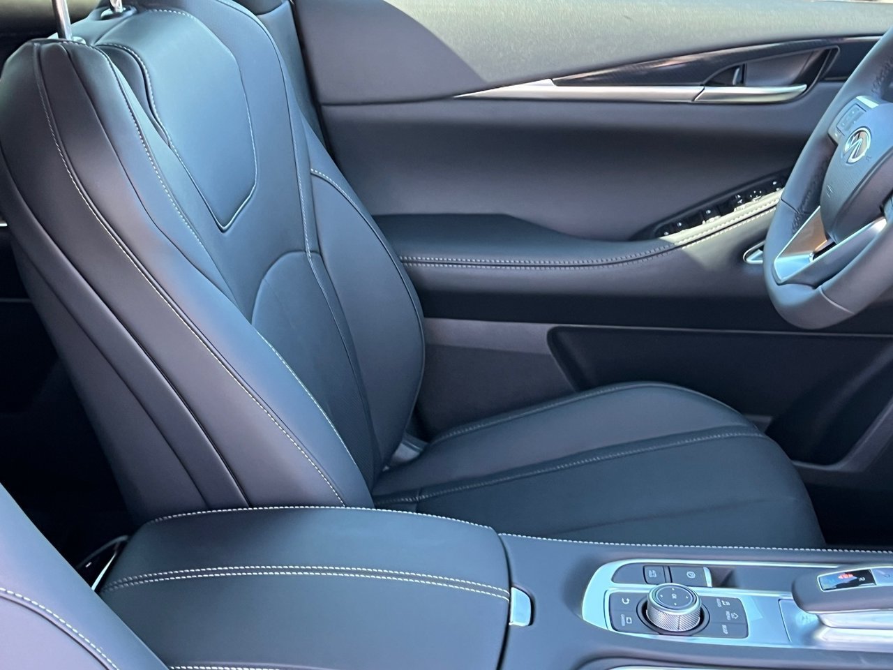 New 2027 INFINITI QX65 Sport AWD/4WD image 10