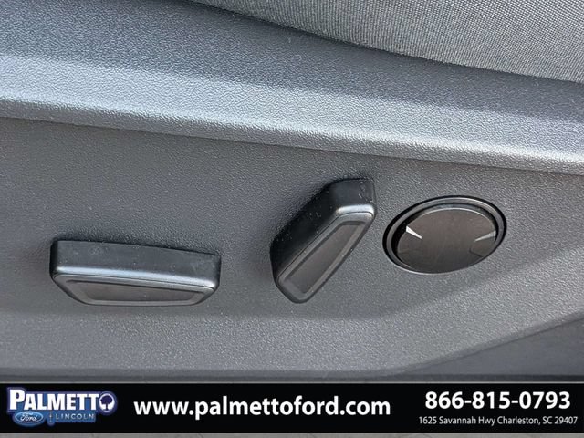 Used 2025 Ford Expedition Active RWD image 18