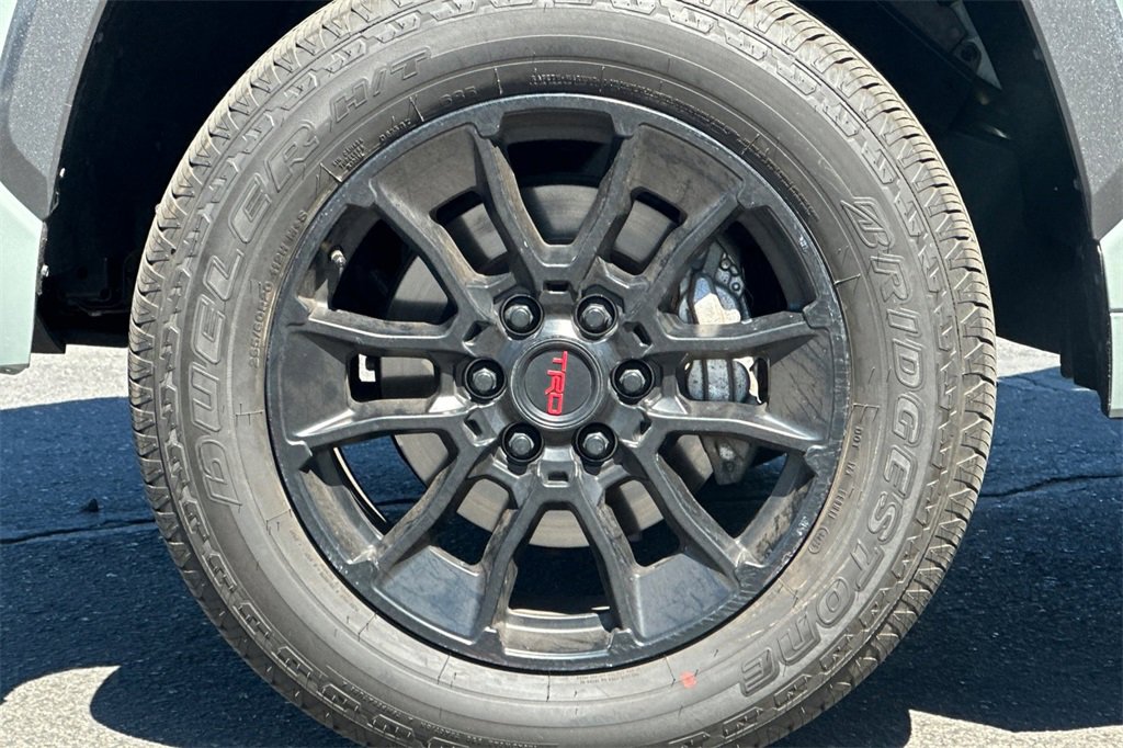 Used 2024 Toyota Tundra Limited image 26