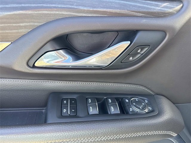 Used 2021 GMC Yukon Denali w/ Denali Premium Package image 22