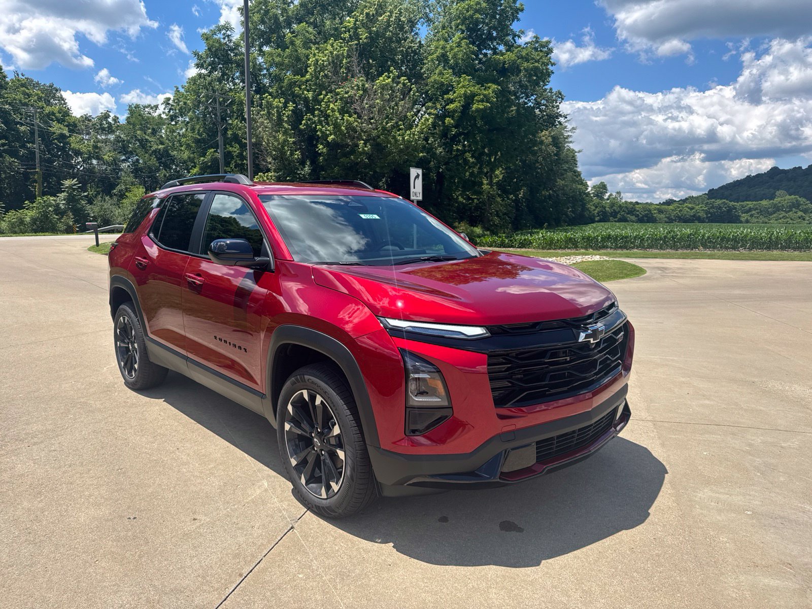 New 2026 Chevrolet Equinox RS FWD image 3