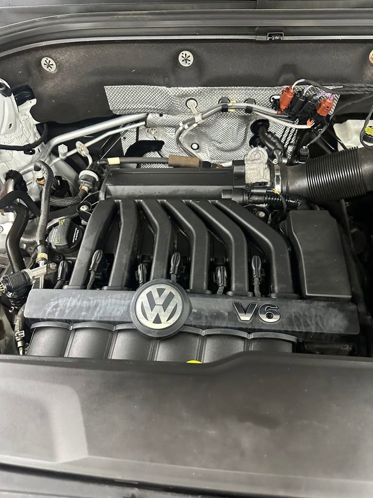 Used 2019 Volkswagen Atlas SEL Premium image 7