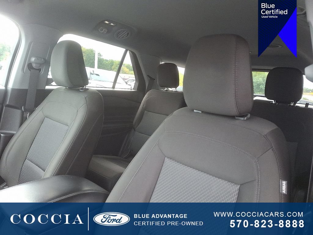 Used 2022 Ford Explorer XLT AWD/4WD image 15
