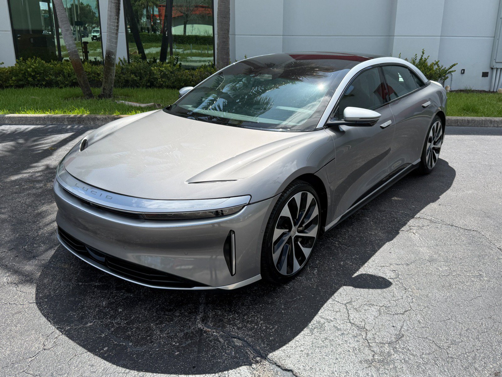 Used 2022 Lucid Air Grand Touring AWD/4WD image 9