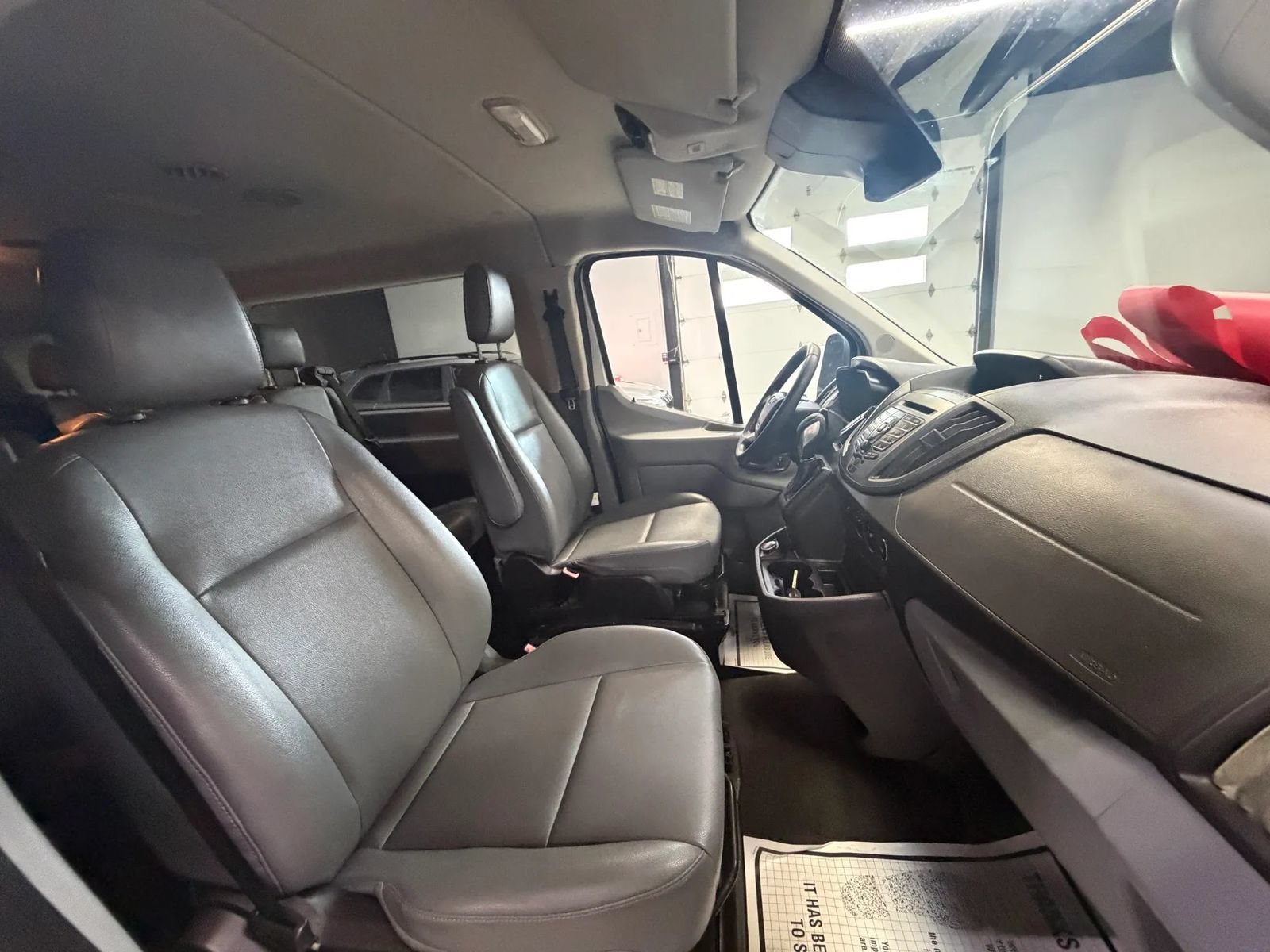Used 2018 Ford Transit 150 XL RWD image 30