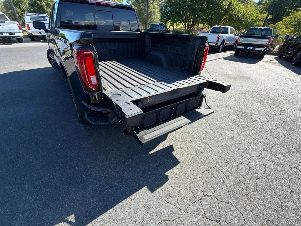 Used 2024 GMC Sierra 1500 AT4 w/ Technology Package AWD/4WD image 25