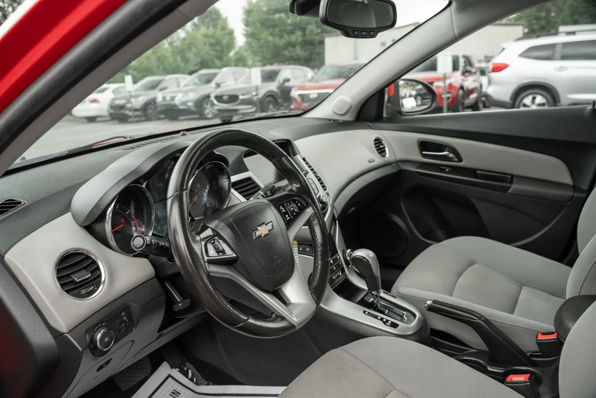 Used 2014 Chevrolet Cruze LT w/ RS Package FWD image 6