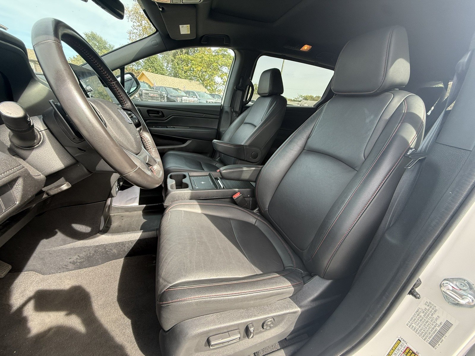 Used 2025 Honda Odyssey Sport-L image 9