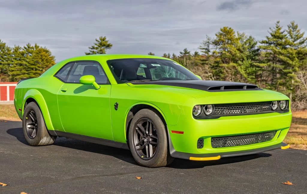 Used 2023 Dodge Challenger SRT Hellcat Redeye RWD image 3