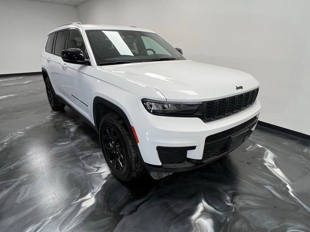 Used 2024 Jeep Grand Cherokee L Laredo image 19