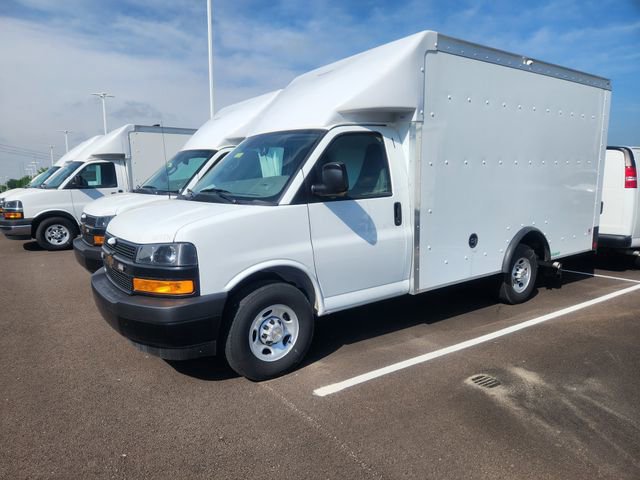 New 2024 Chevrolet Express 3500 w/ Power Convenience Package image 3