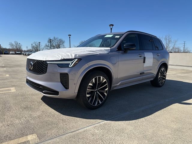 New 2026 Volvo XC90 T8 Ultra w/ Protection Package image 3