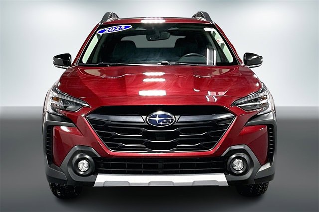 Used 2025 Subaru Outback Limited image 2